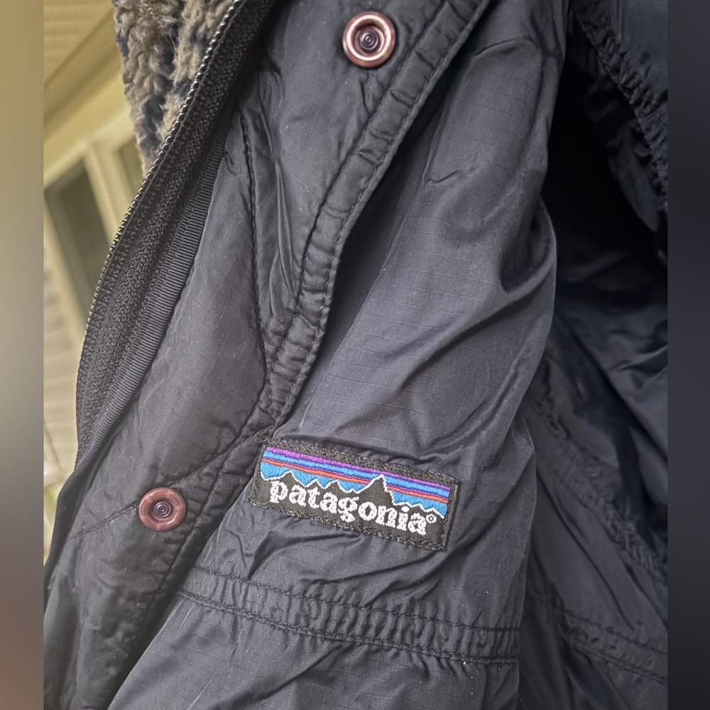 Patagonia Classic Black Windbreaker